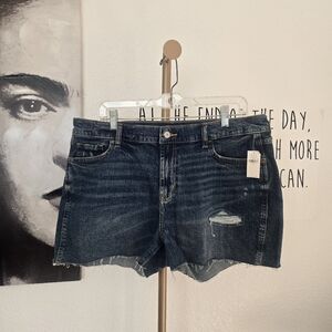 NWT Womens Old Navy Dark Blue Jean Shorts Mid-Rise Boyfriend Size 14
